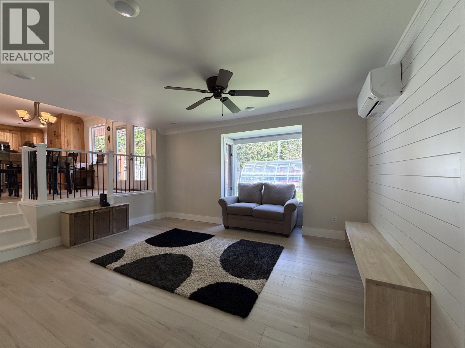 2090 CHURCHILL DRIVE, Terrace