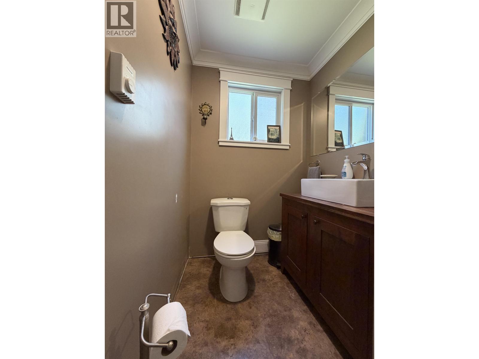 2090 CHURCHILL DRIVE, Terrace