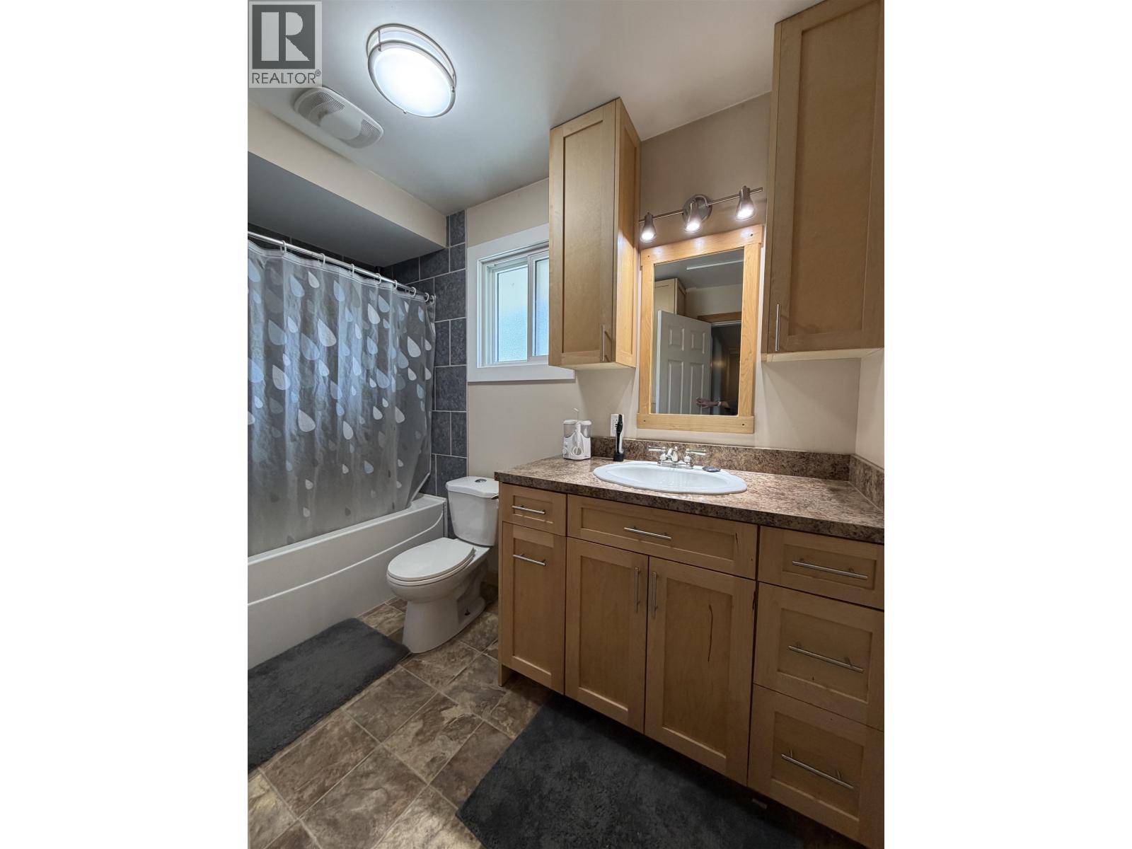 2090 CHURCHILL DRIVE, Terrace