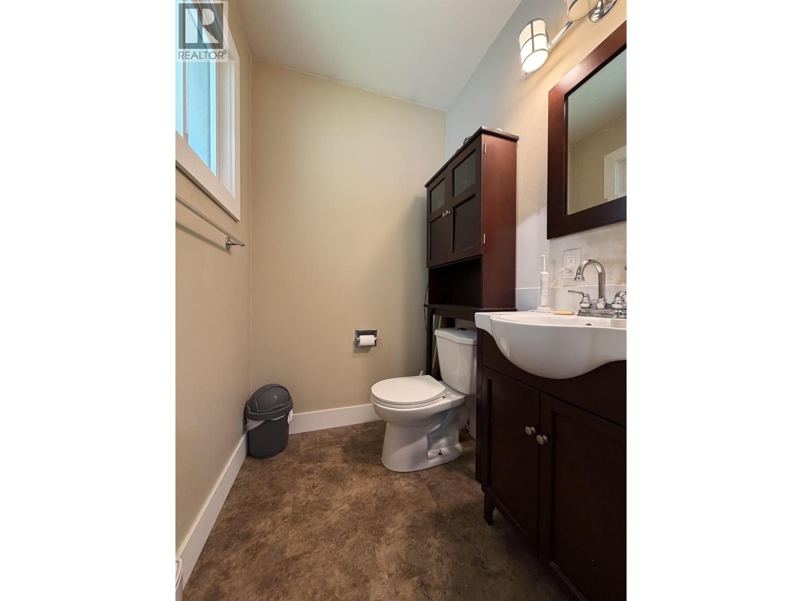 2090 CHURCHILL DRIVE, Terrace
