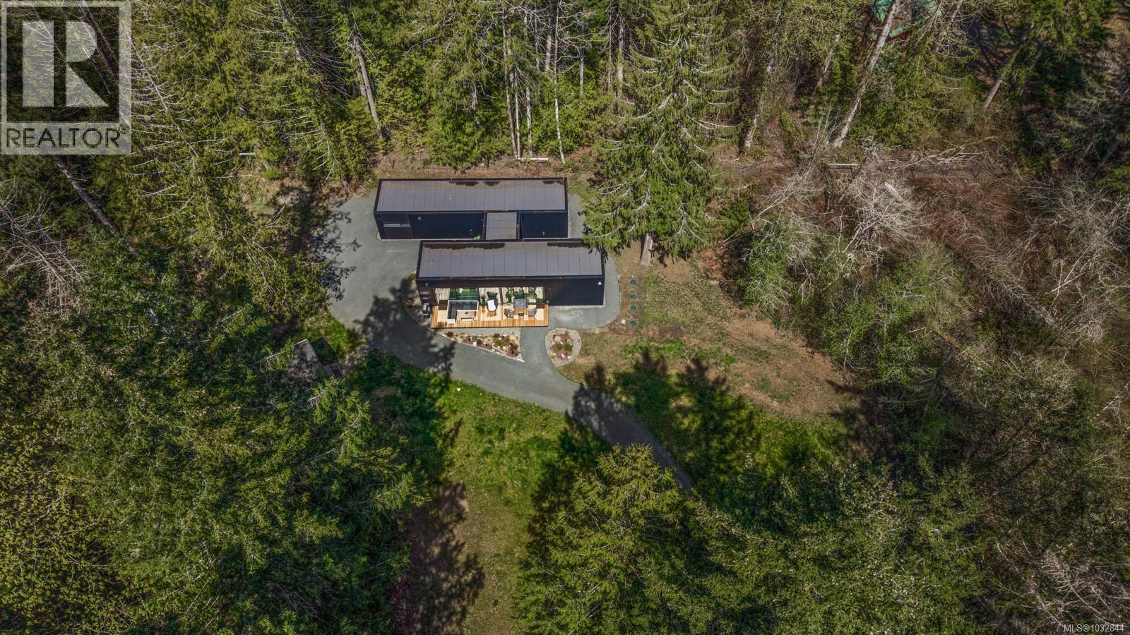 4638/4628 Forbidden Plateau Rd — photo 63
