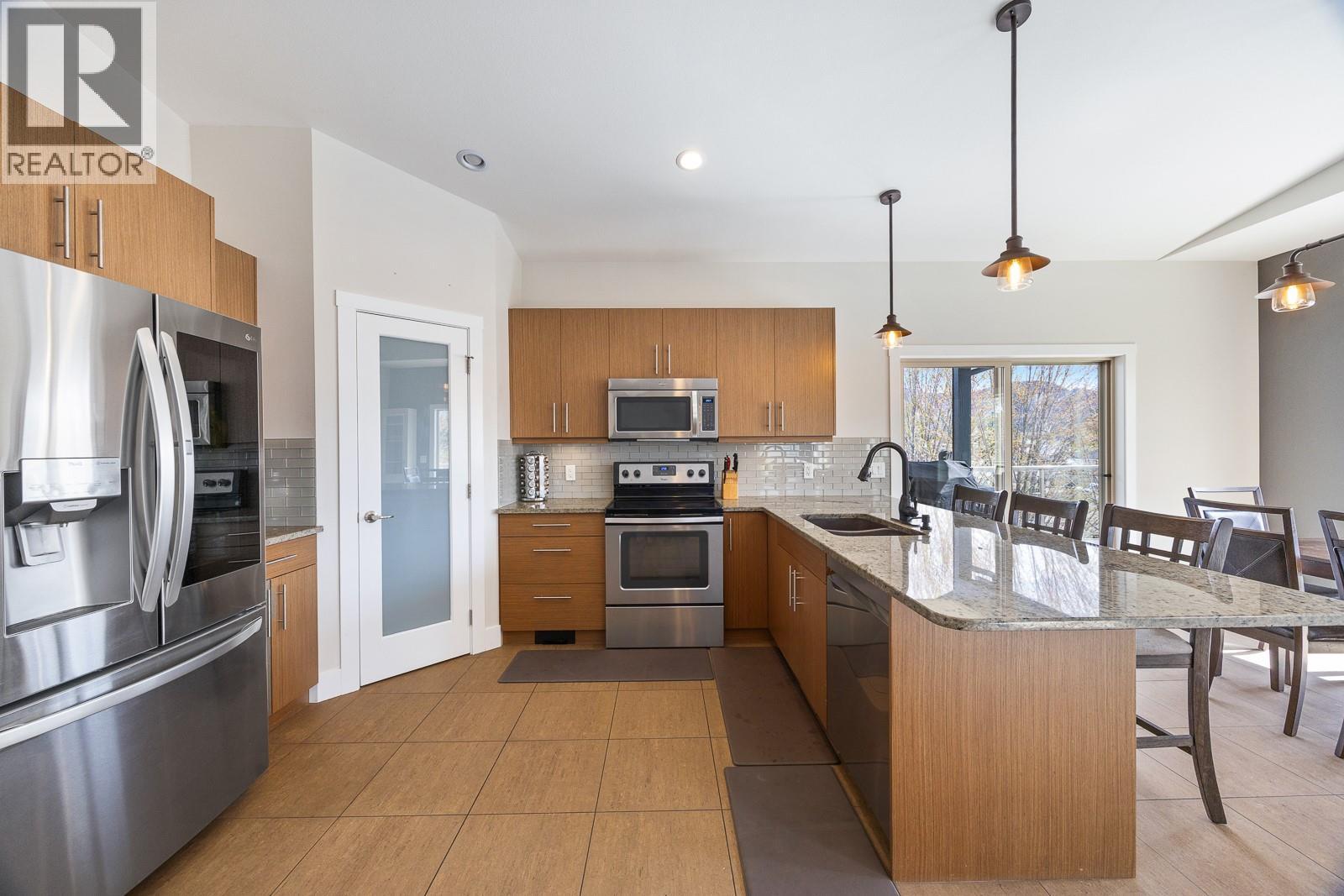  3007 Shetland Road, Kelowna