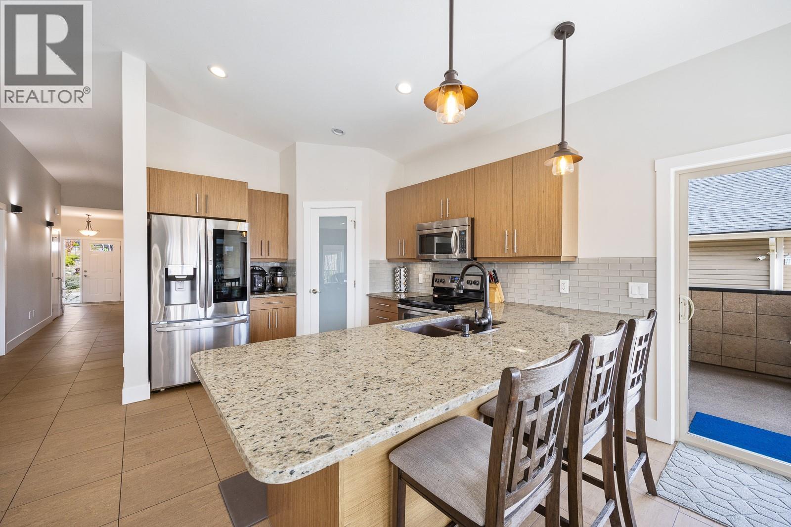  3007 Shetland Road, Kelowna