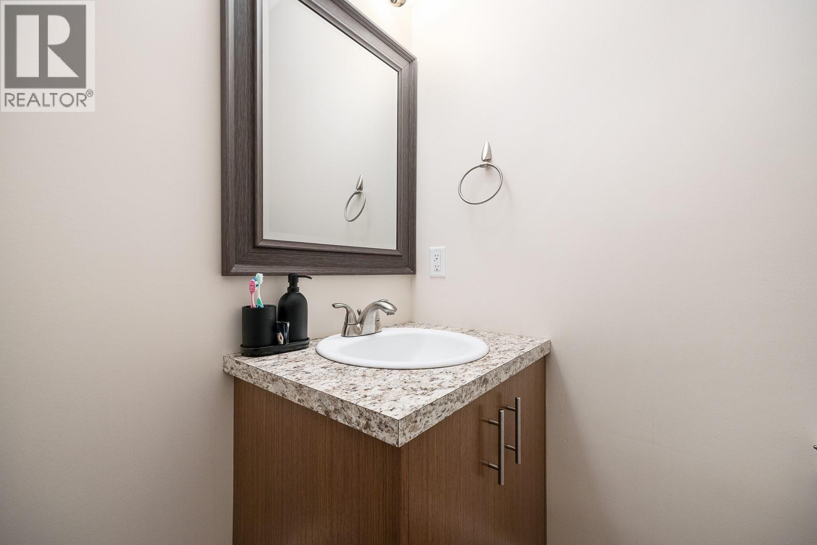  3007 Shetland Road, Kelowna