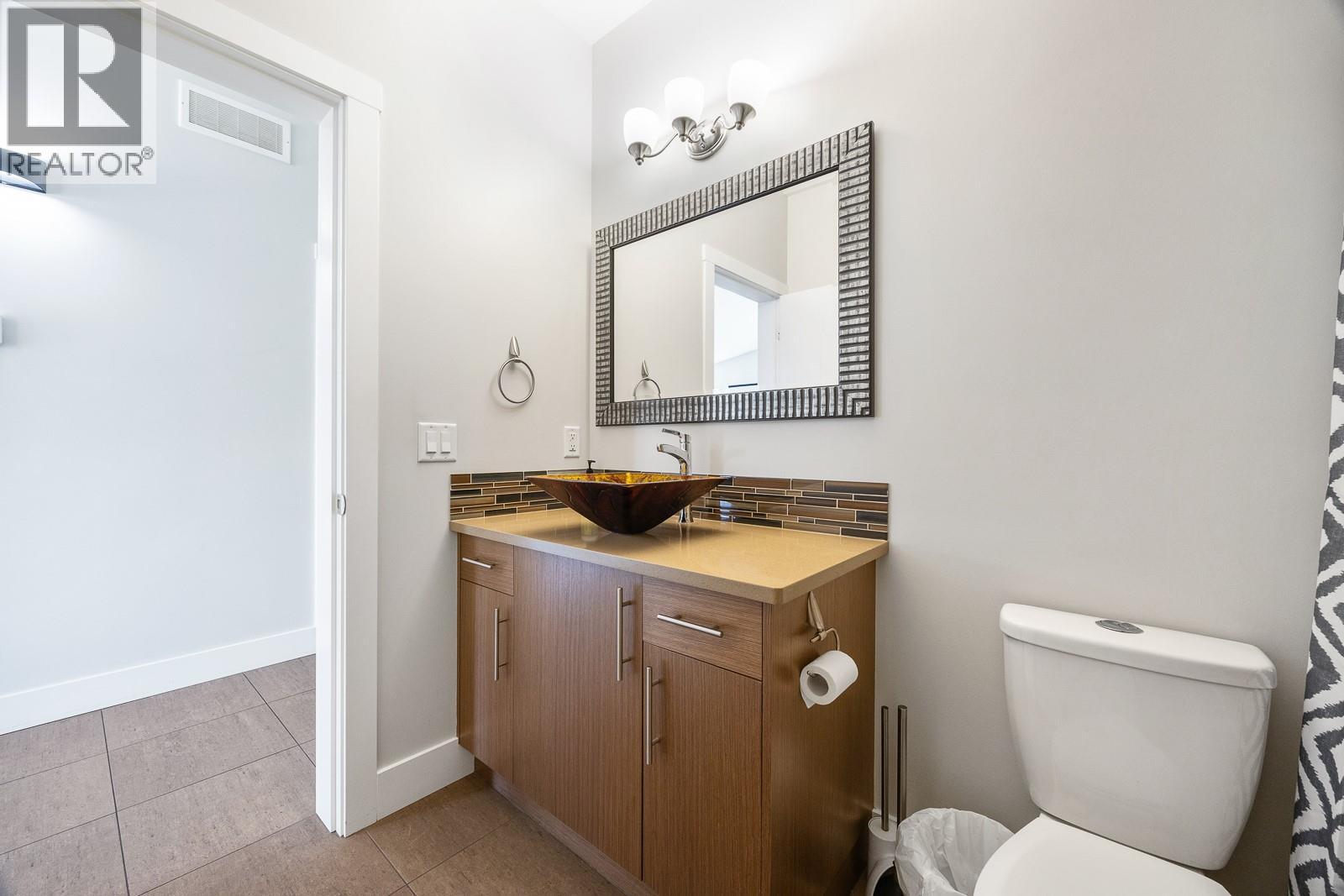  3007 Shetland Road, Kelowna