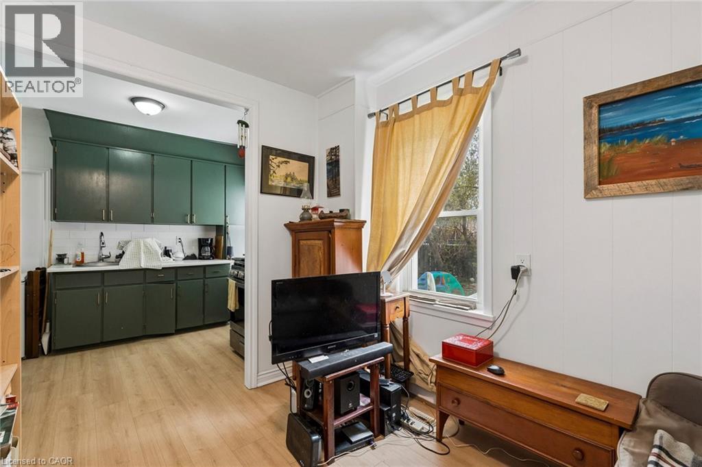 26 ALBINA Street - 13