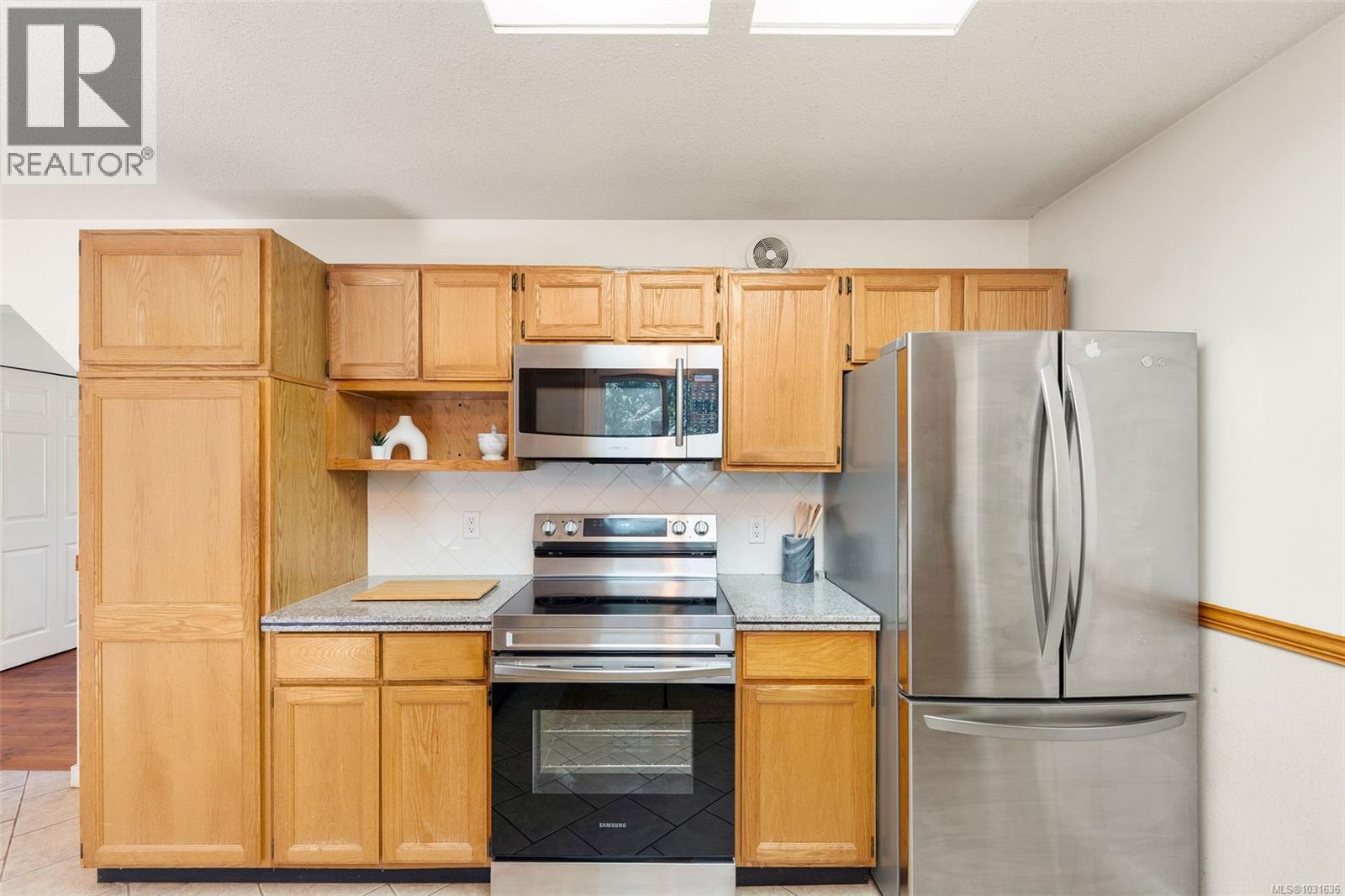 2362 Nanoose Rd - 16