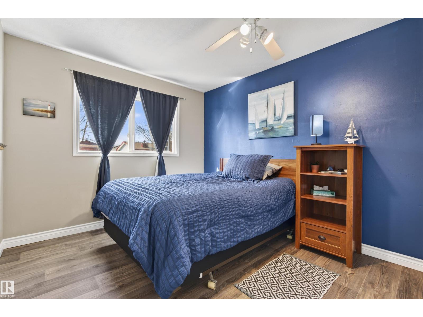 4 BRUYER CR — photo 16