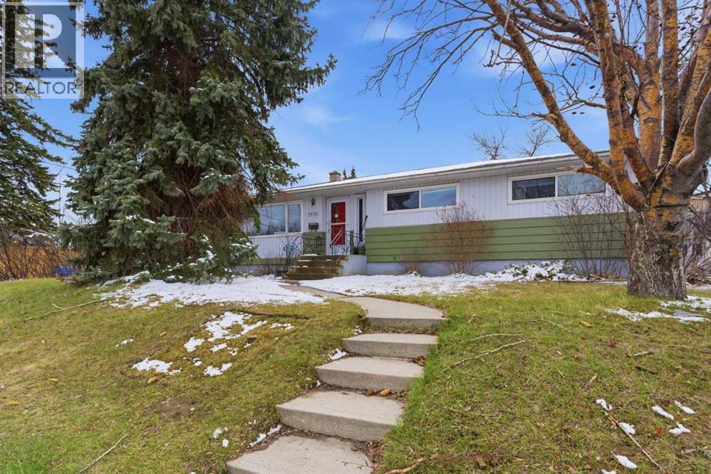 3439 33 Street SW - 21