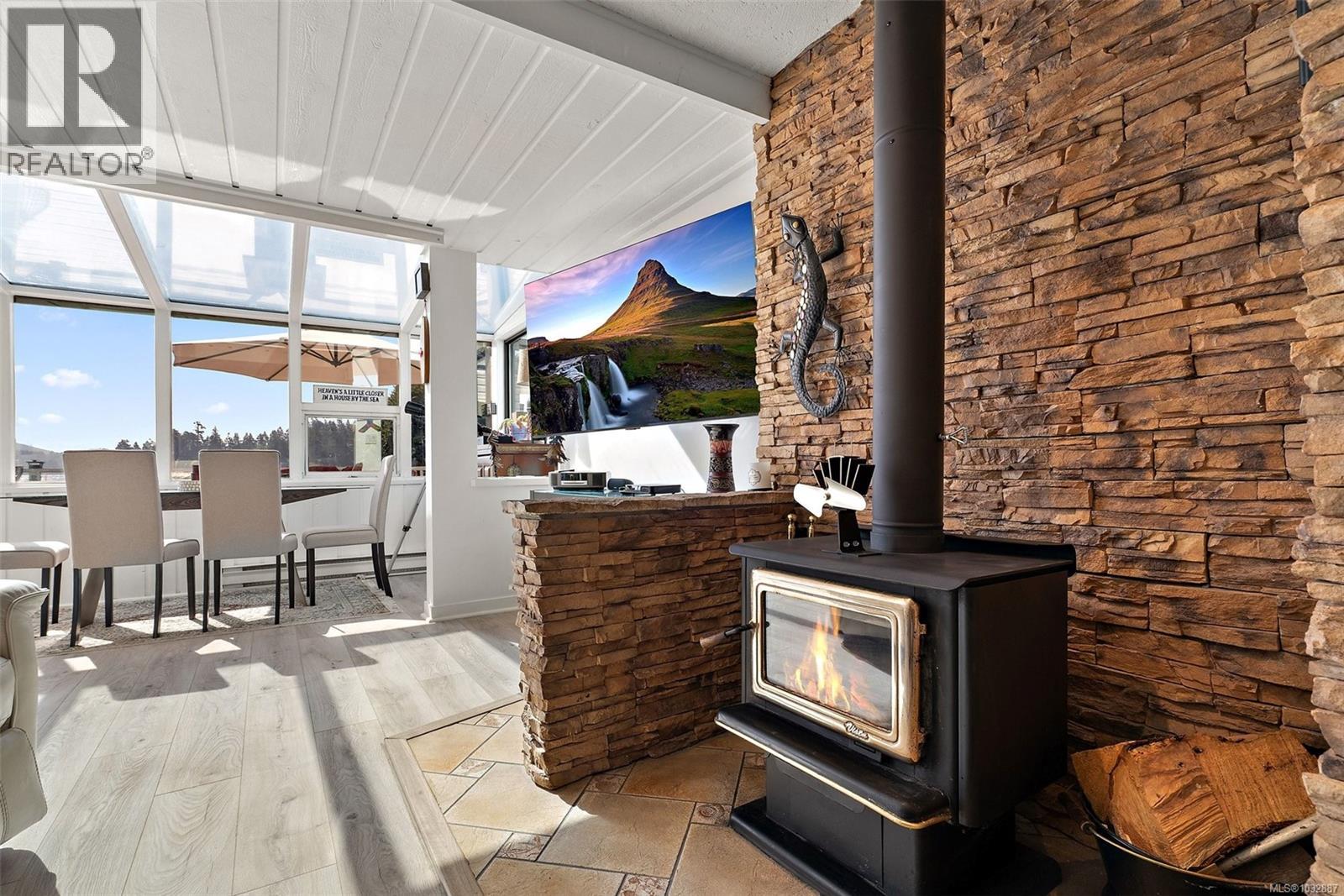 1937 Kaltasin Rd - 22