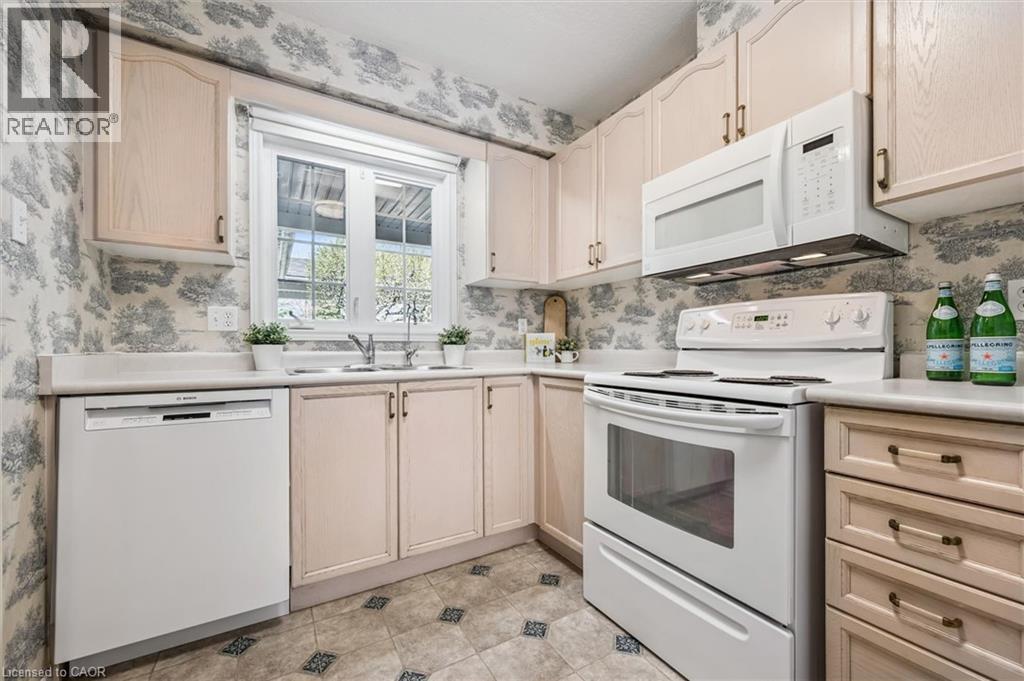 21 FOELL Street Unit# 6, Baden, Ontario, N3A2V6 — Photo 3
