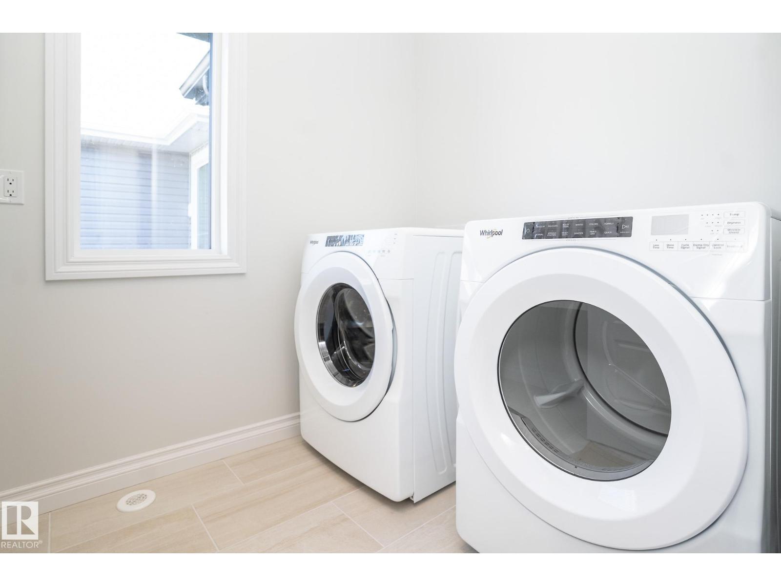 911 18 AV NW, Edmonton