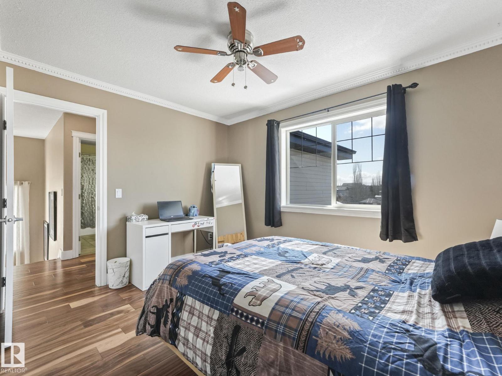 6210 53 AV, Beaumont