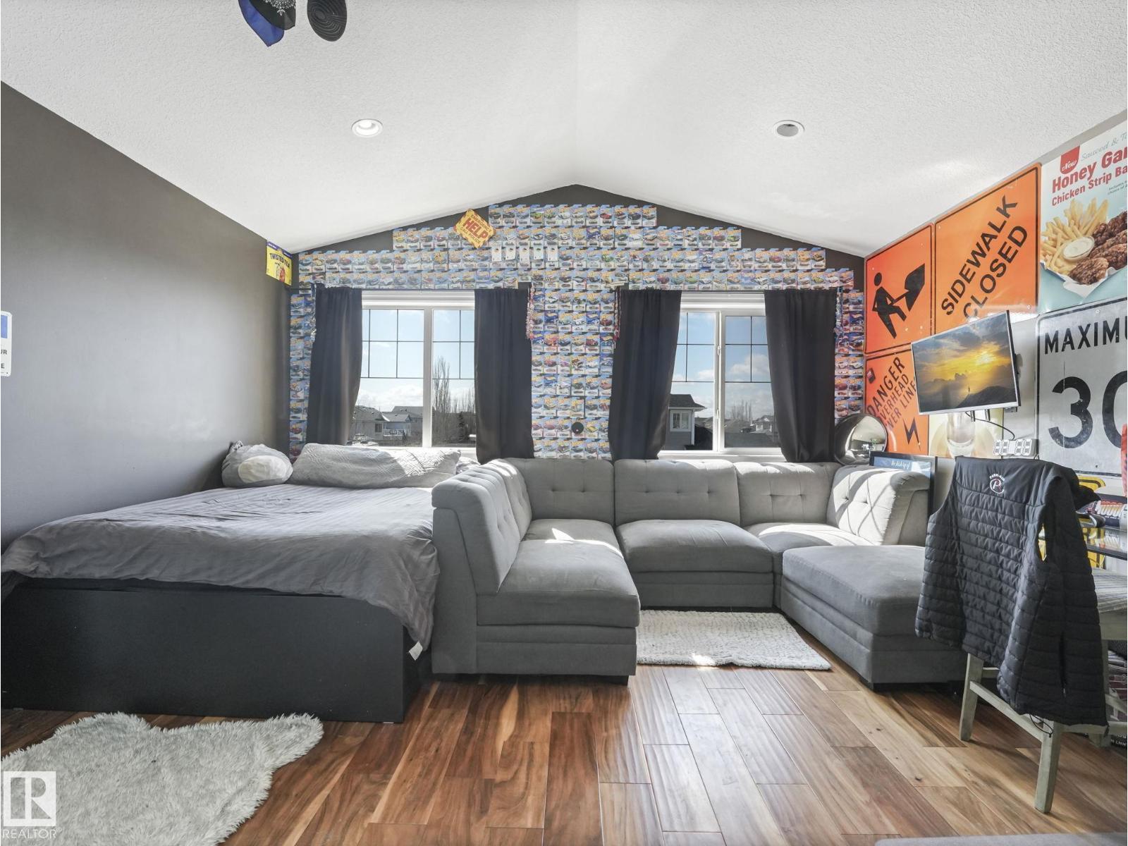 6210 53 AV, Beaumont