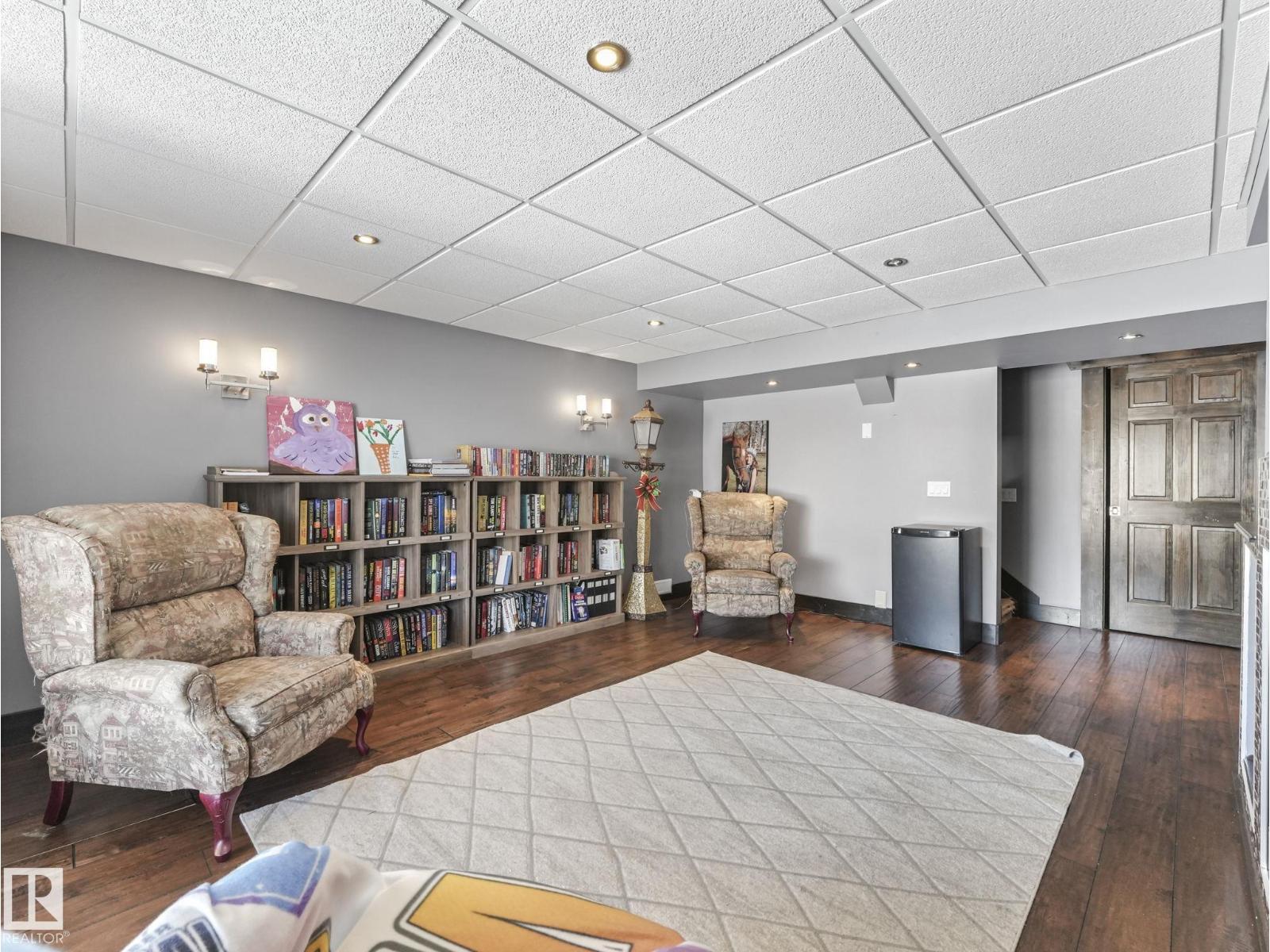 6210 53 AV, Beaumont