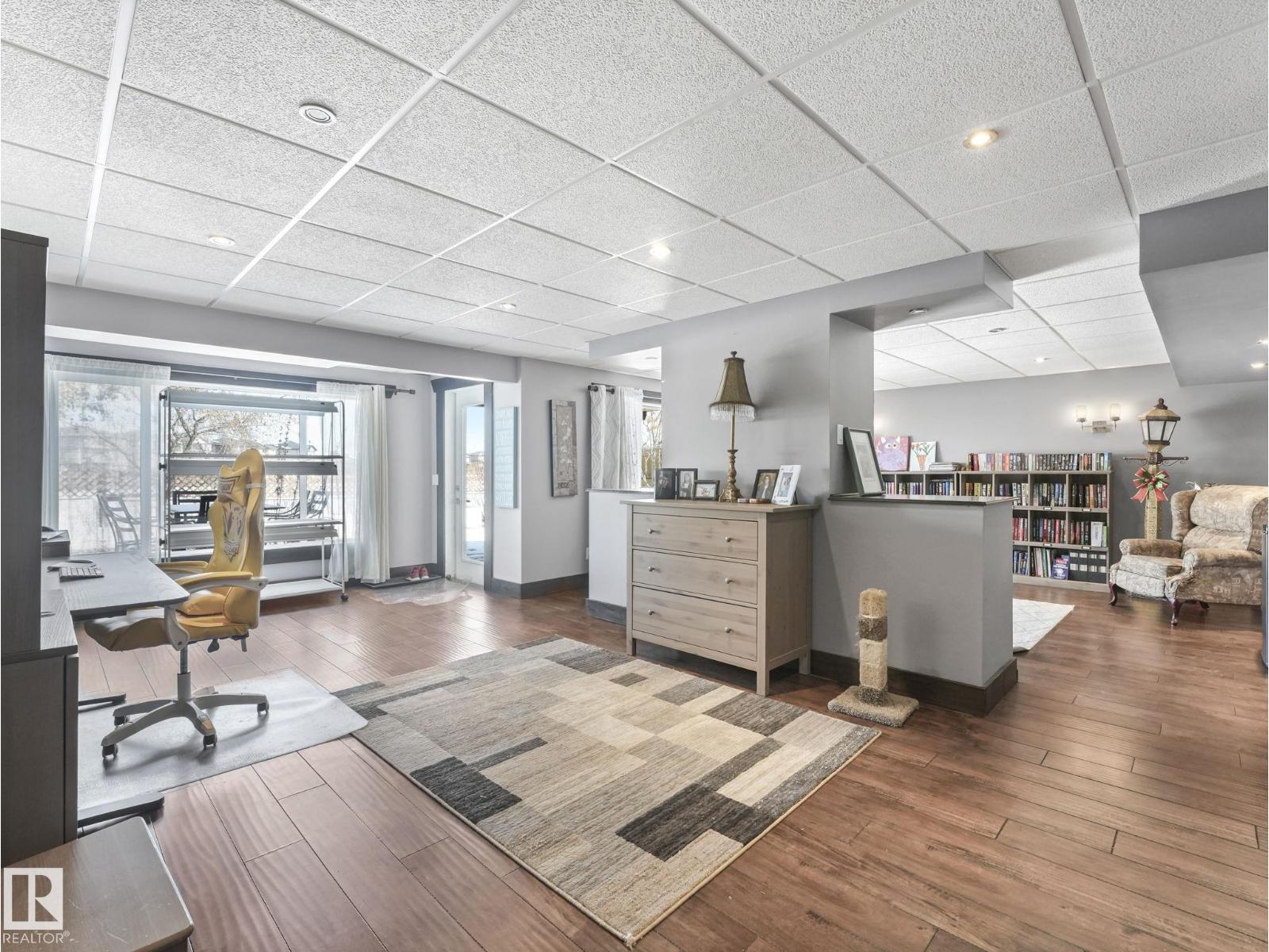 6210 53 AV, Beaumont