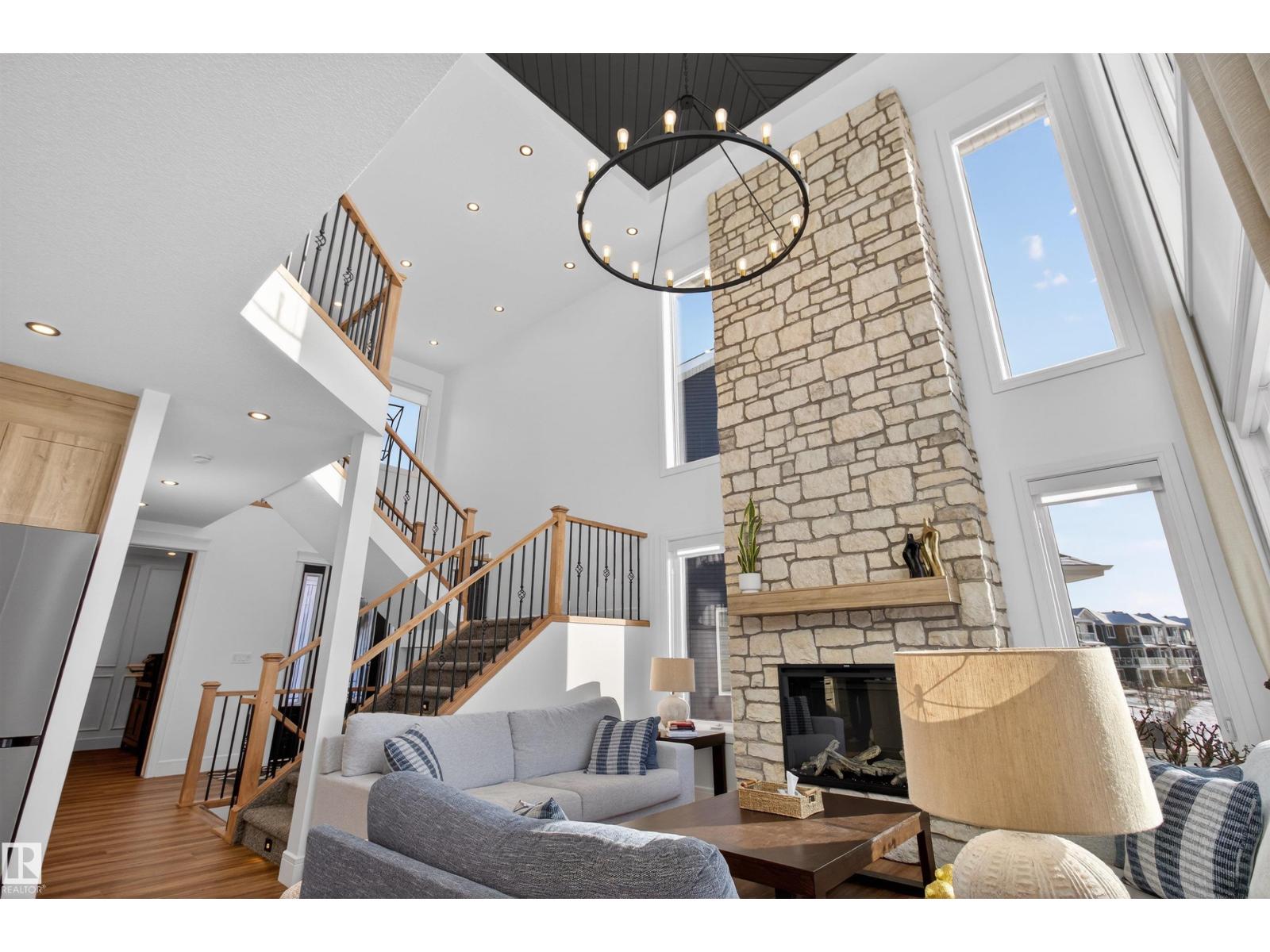 16615 32 AV SW, Edmonton