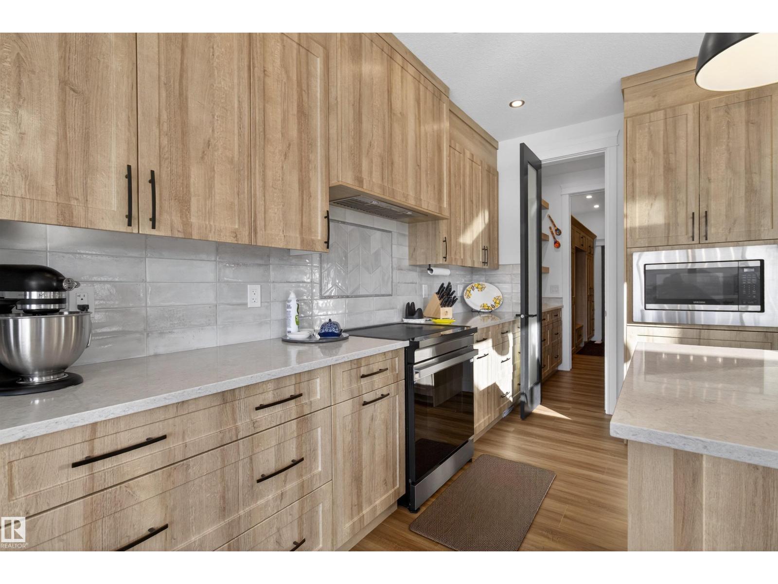 16615 32 AV SW - 31