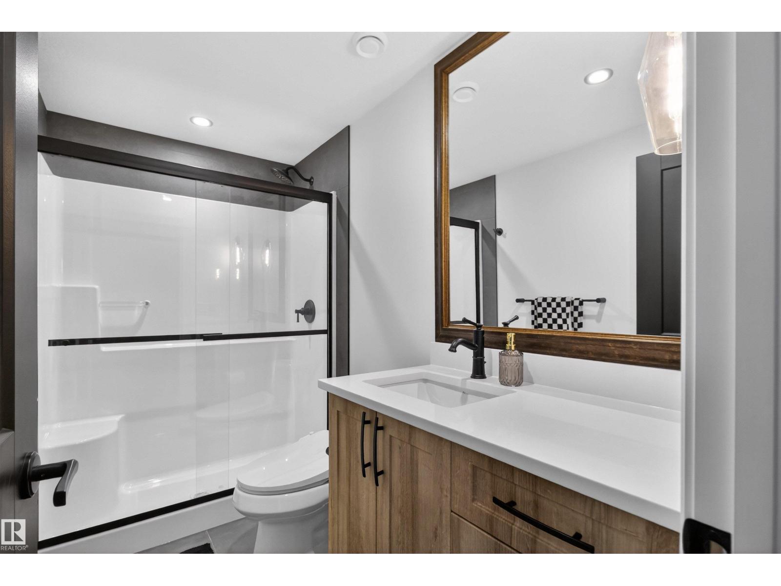 16615 32 AV SW, Edmonton