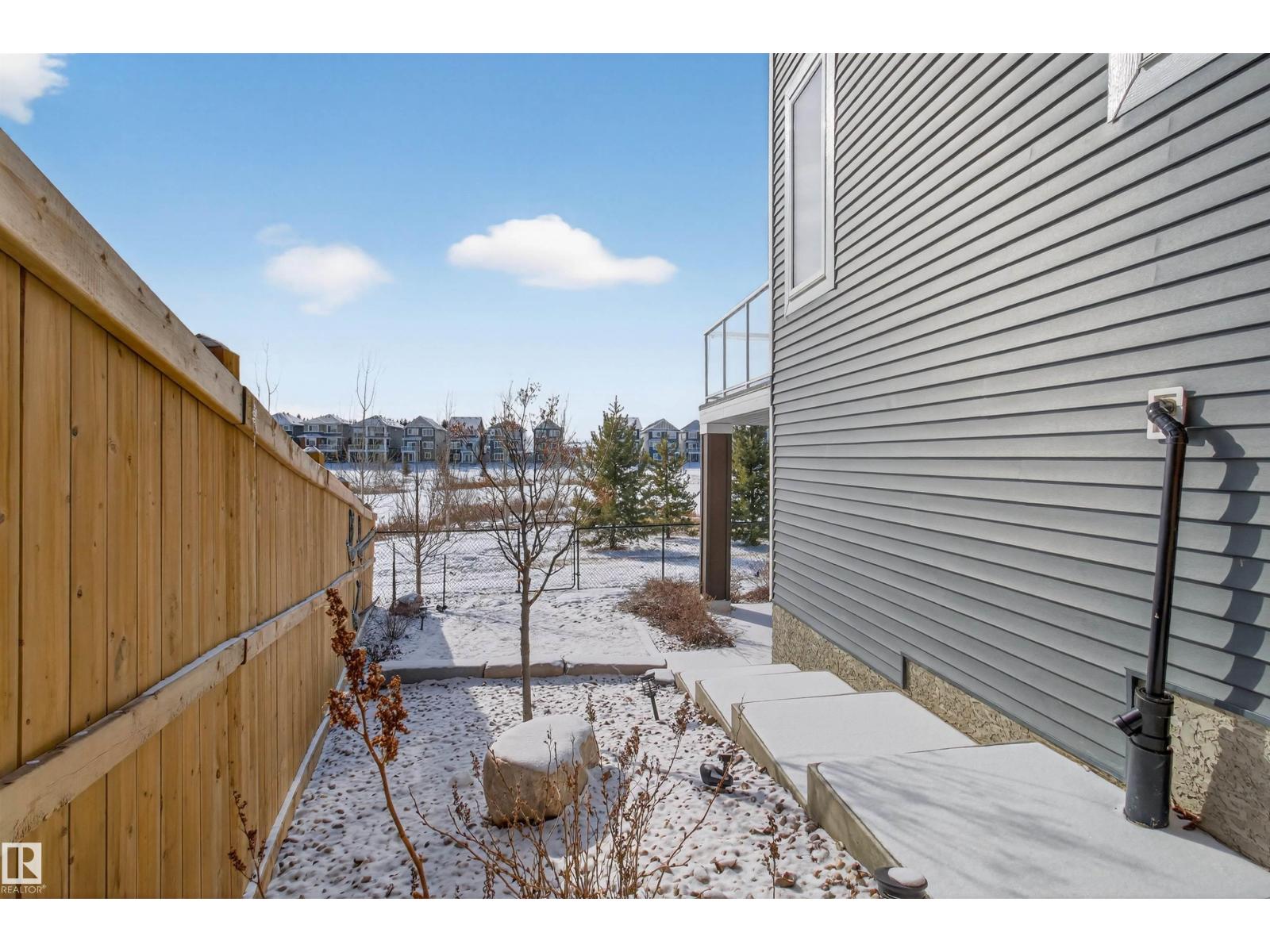 16615 32 AV SW, Edmonton