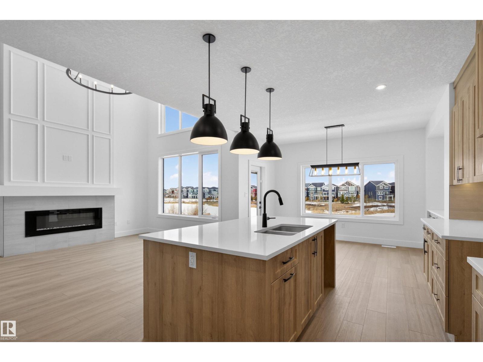 16512 34 AV SW, Edmonton