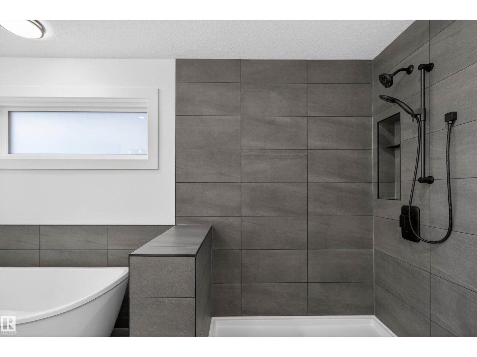 16512 34 AV SW, Edmonton