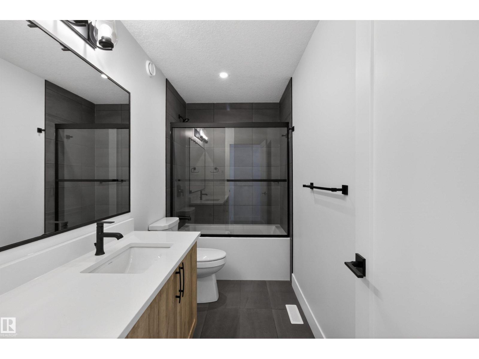 16512 34 AV SW, Edmonton