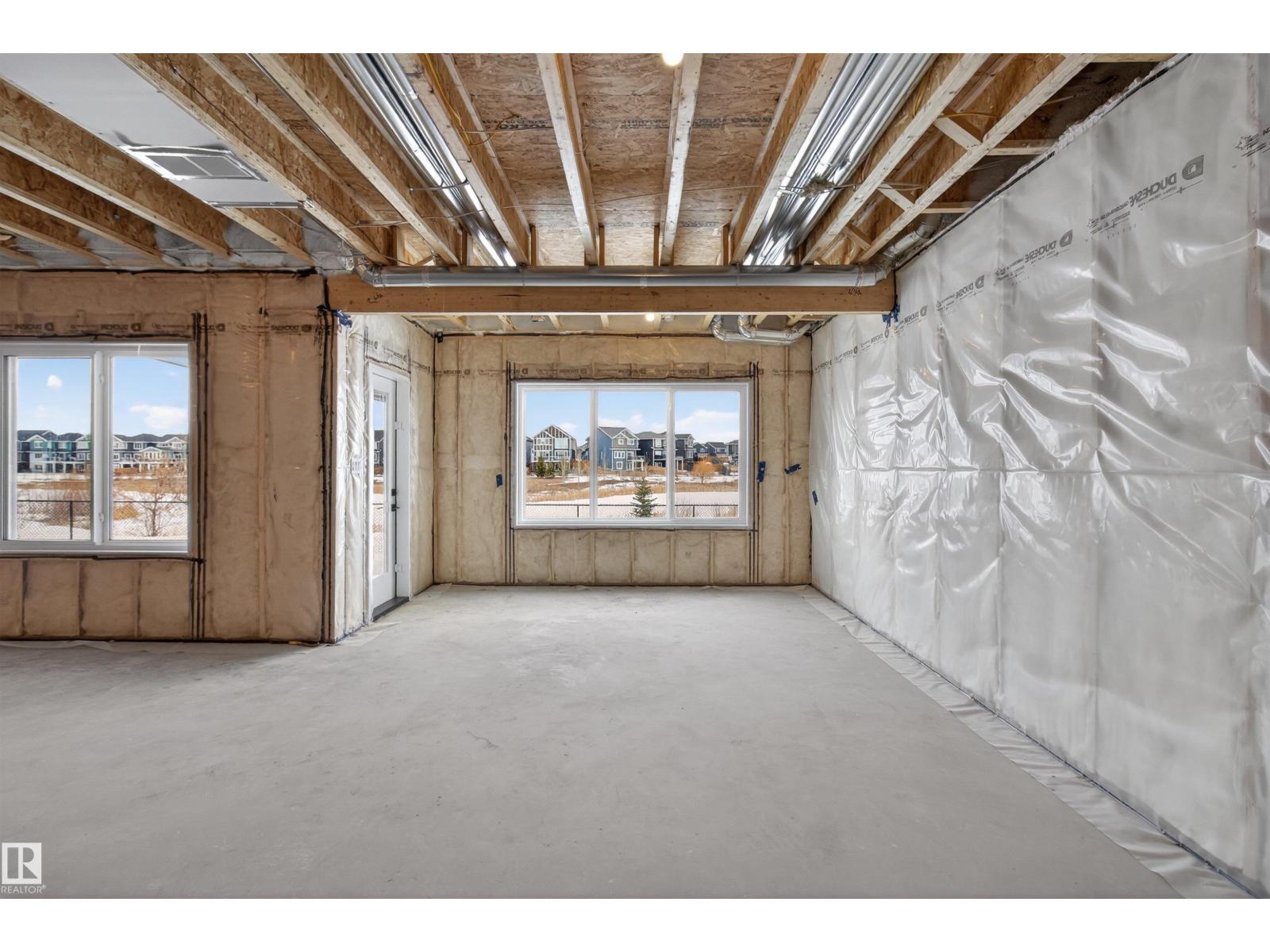 16512 34 AV SW - 55