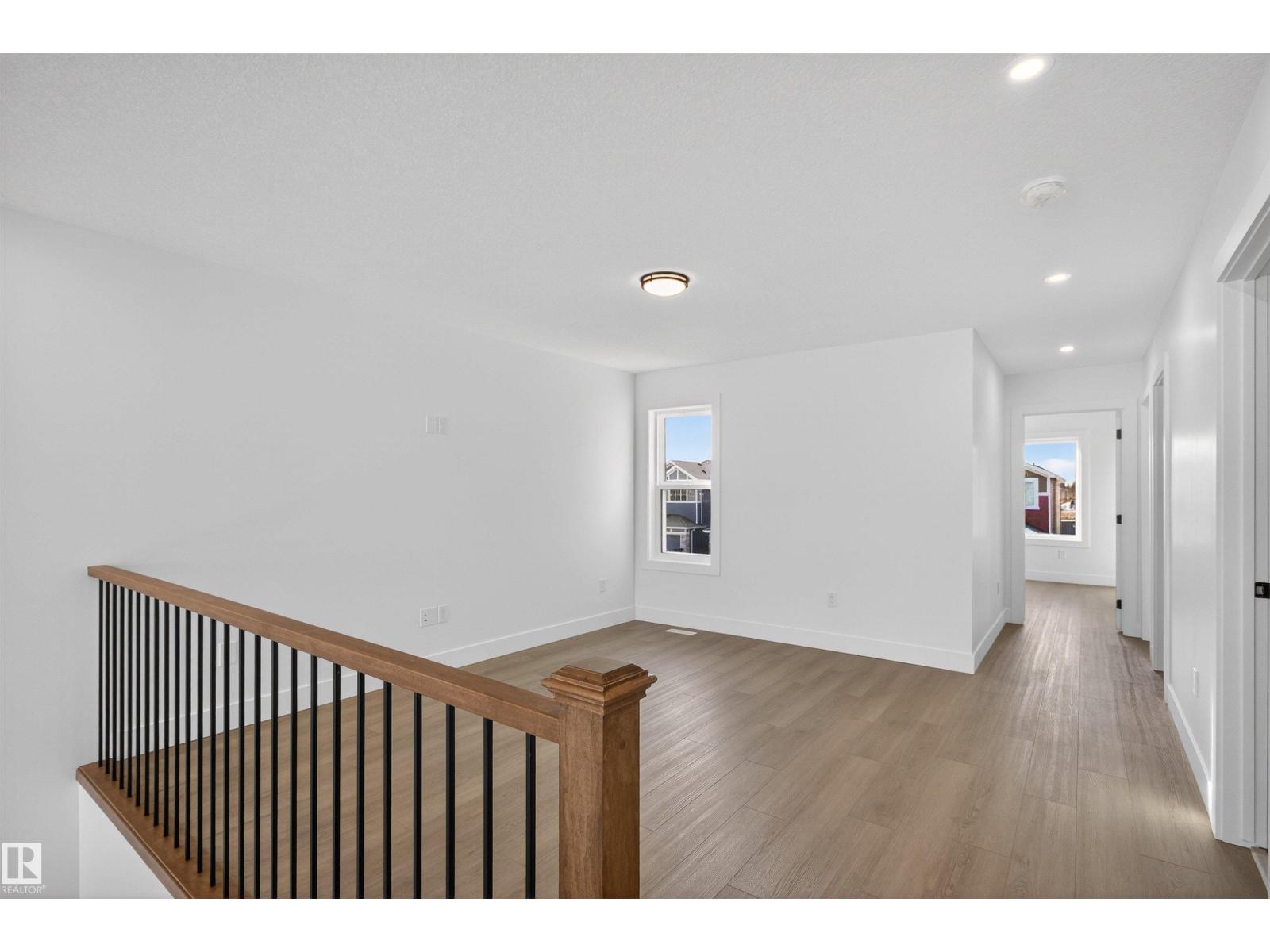 16716 34 AV SW, Edmonton