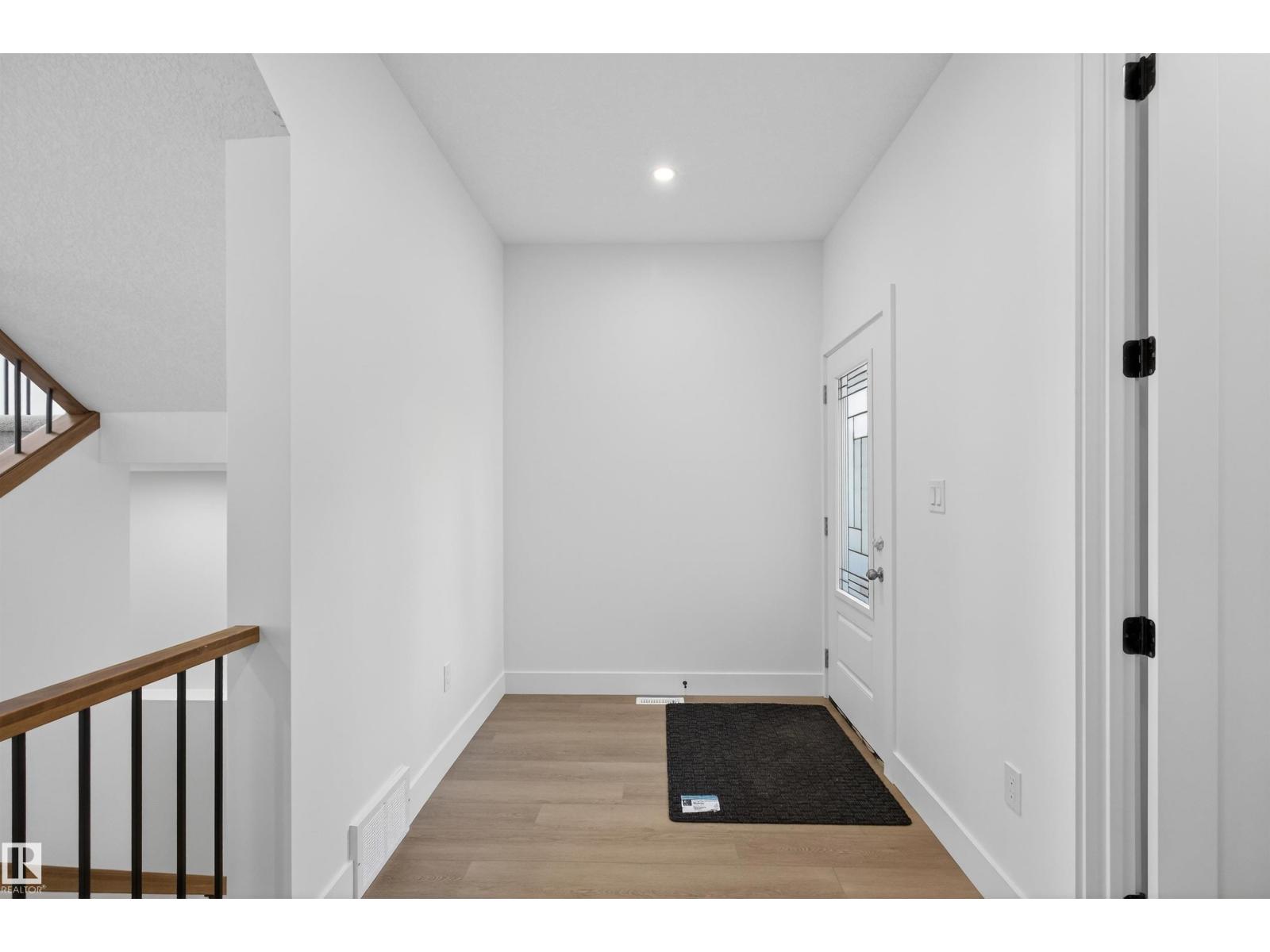 16716 34 AV SW, Edmonton