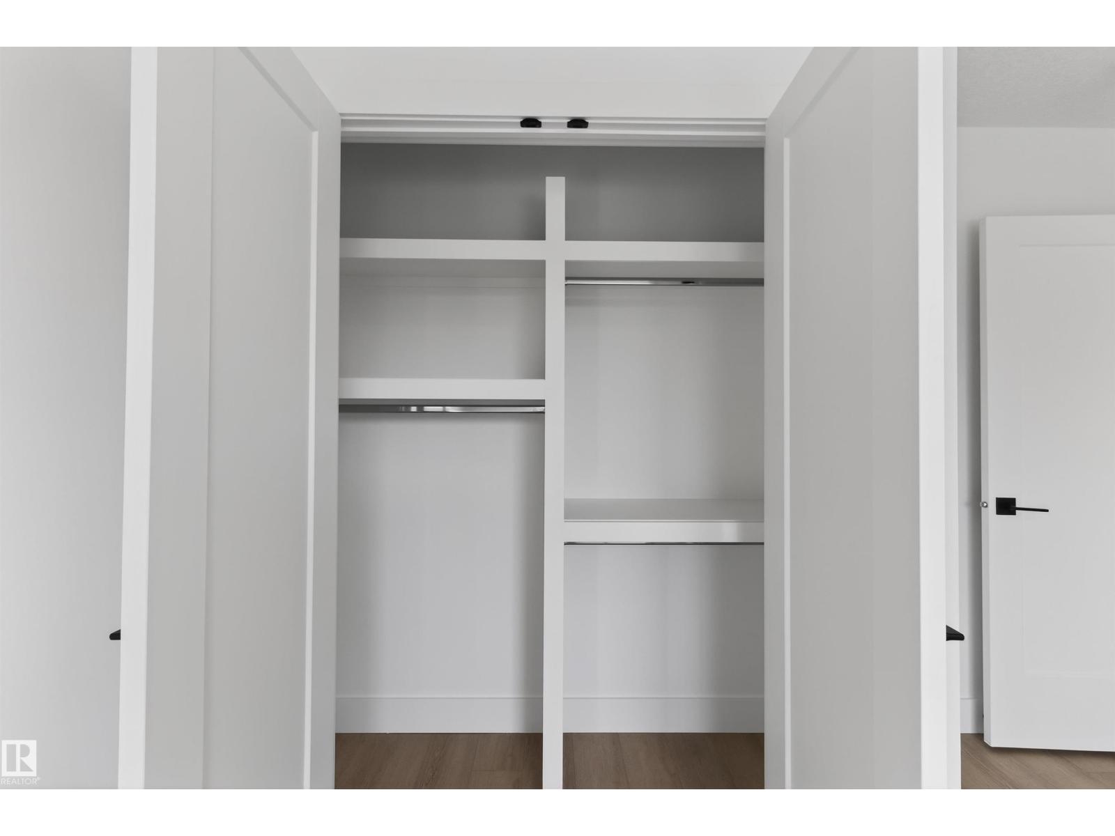 16716 34 AV SW, Edmonton