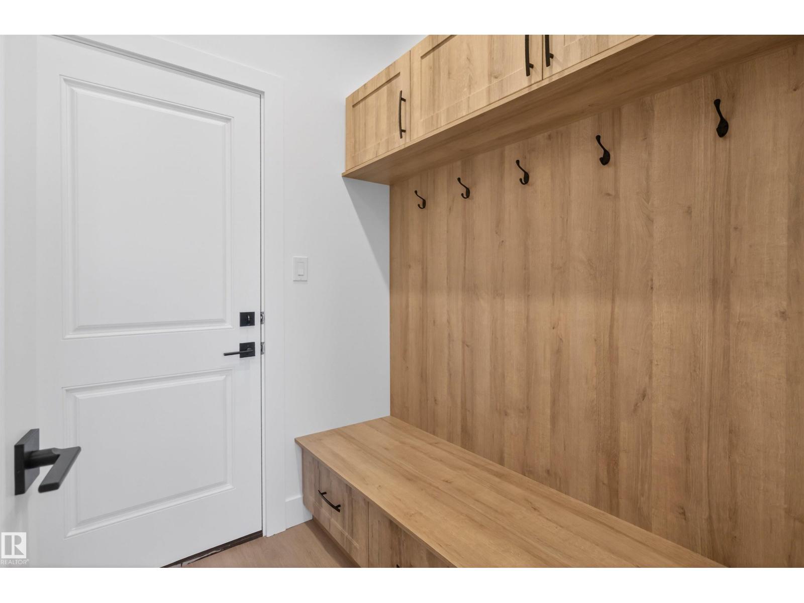 16716 34 AV SW - 46