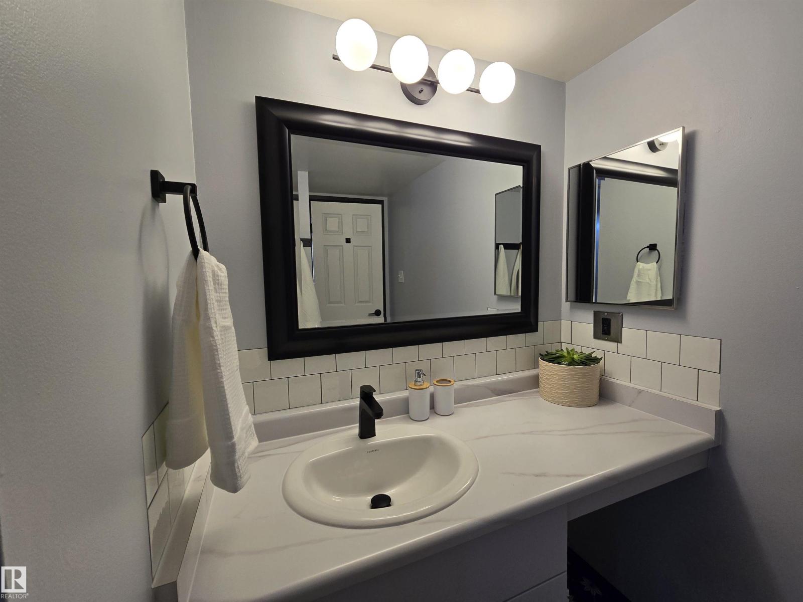 #202 24 ALPINE PL, St. Albert