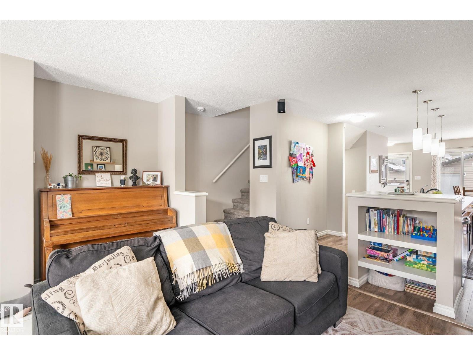 4320 PROWSE LINK LI SW, Edmonton