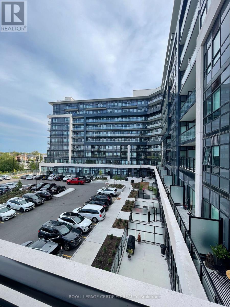 #131 395 DUNDAS STREET - 30