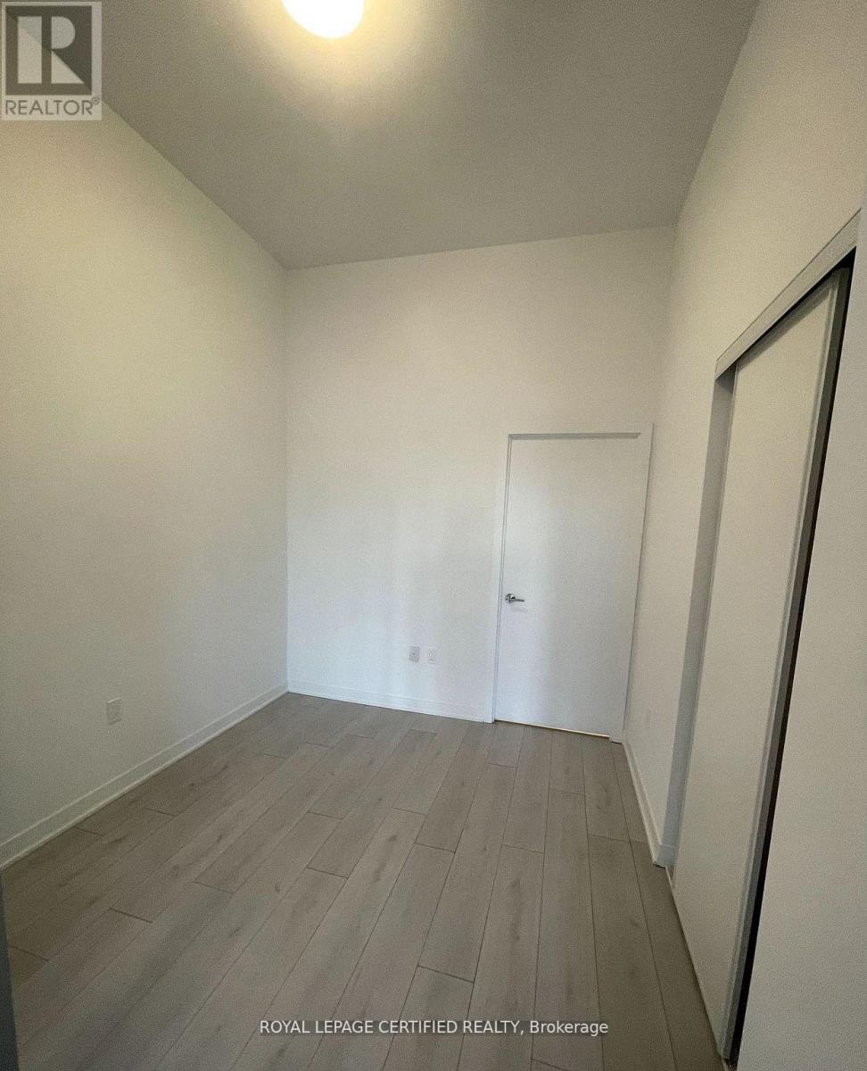 #131 395 DUNDAS STREET - 13