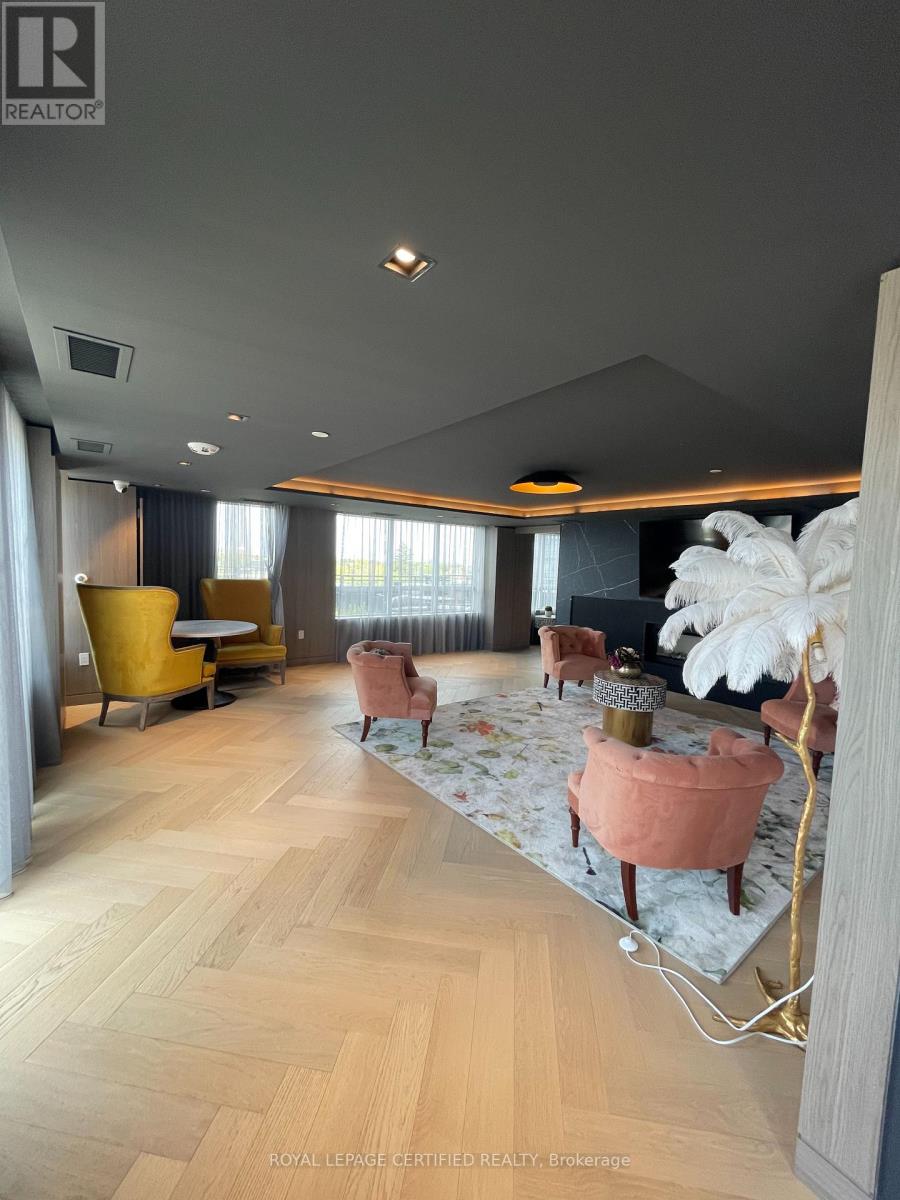 #131 395 DUNDAS STREET - 29