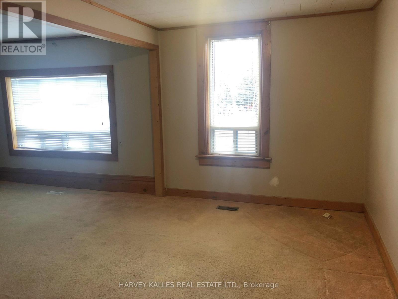 #7 dining room