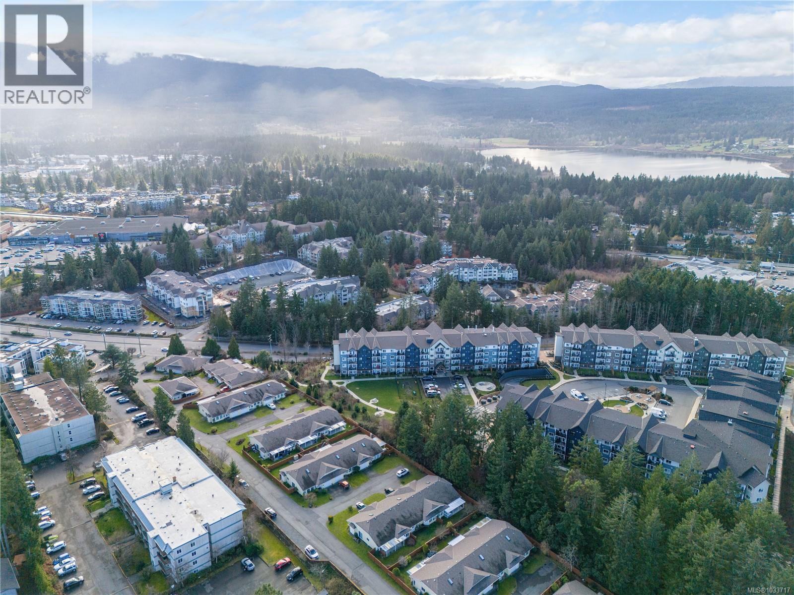 #12 4750 Uplands Dr - 36