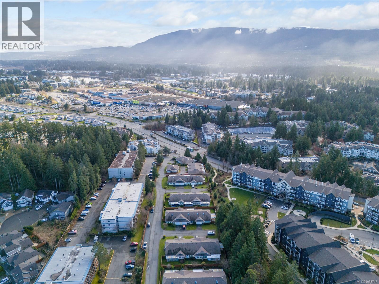 #12 4750 Uplands Dr - 37