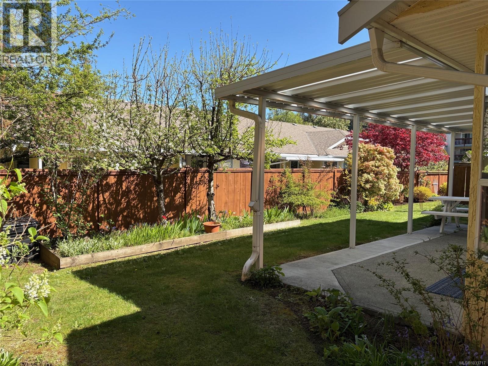 #12 4750 Uplands Dr - 5