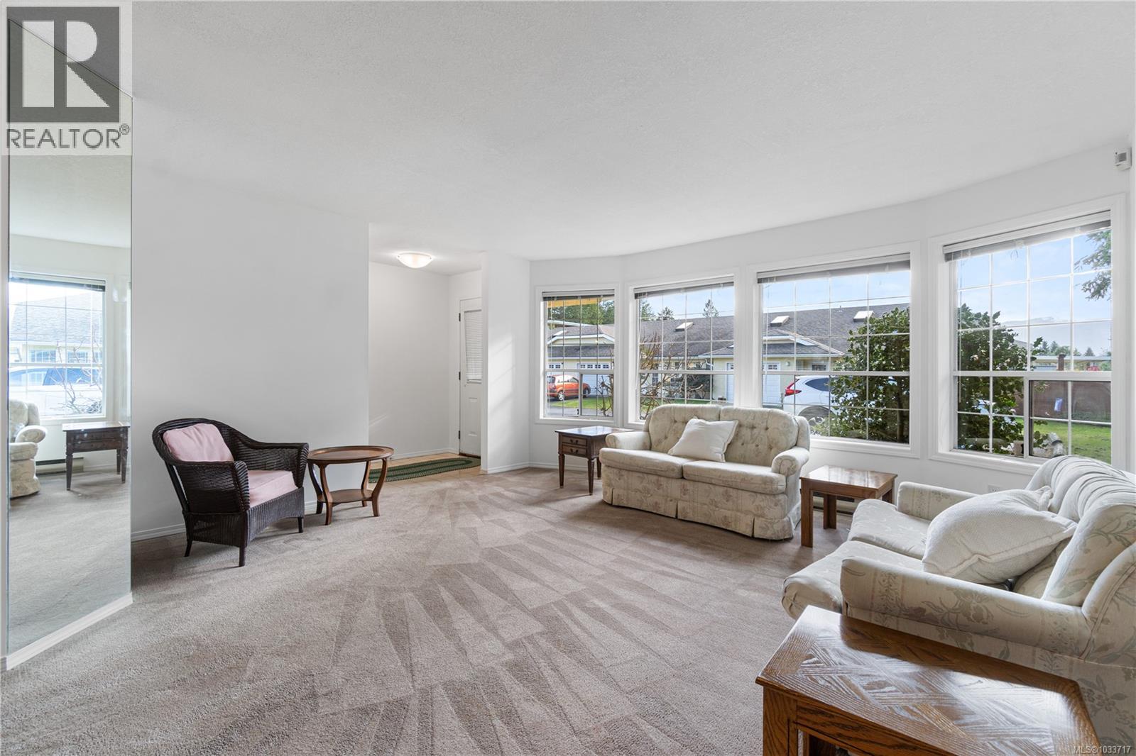 #12 4750 Uplands Dr - 7