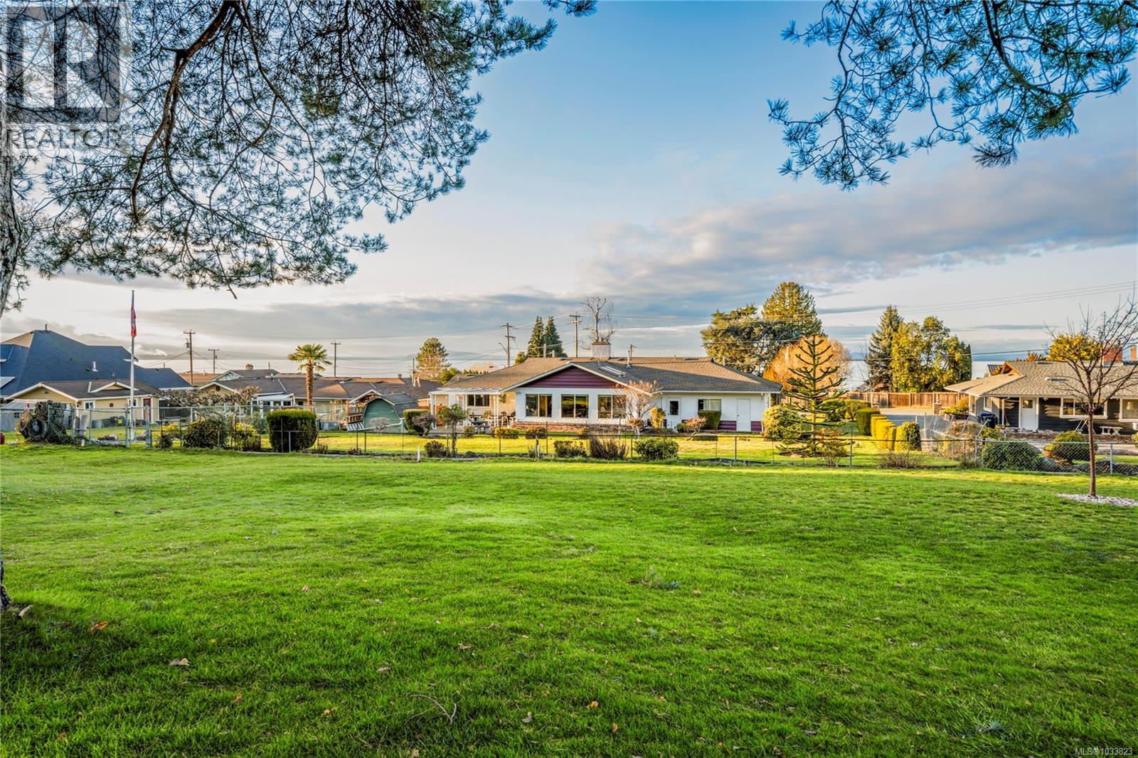 260 Elizabeth Ave - 27