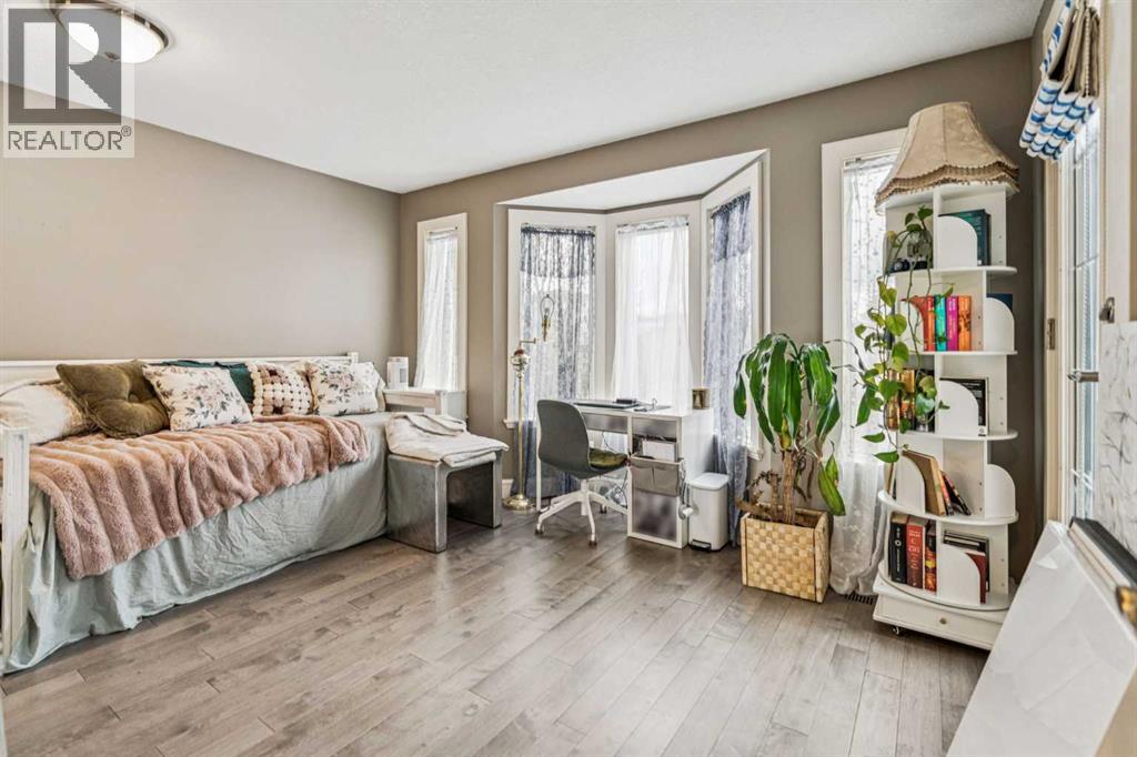 2211 Bowness Road NW - 21
