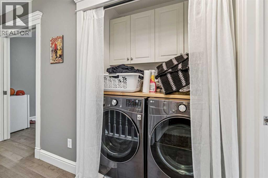 2211 Bowness Road NW - 24