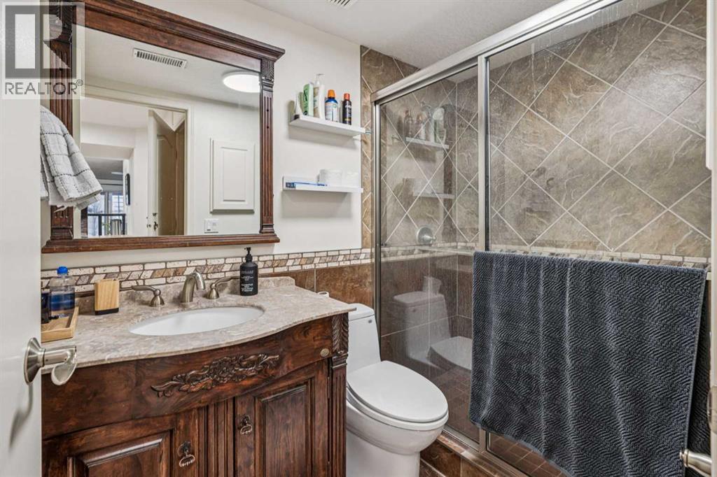 2211 Bowness Road NW - 32