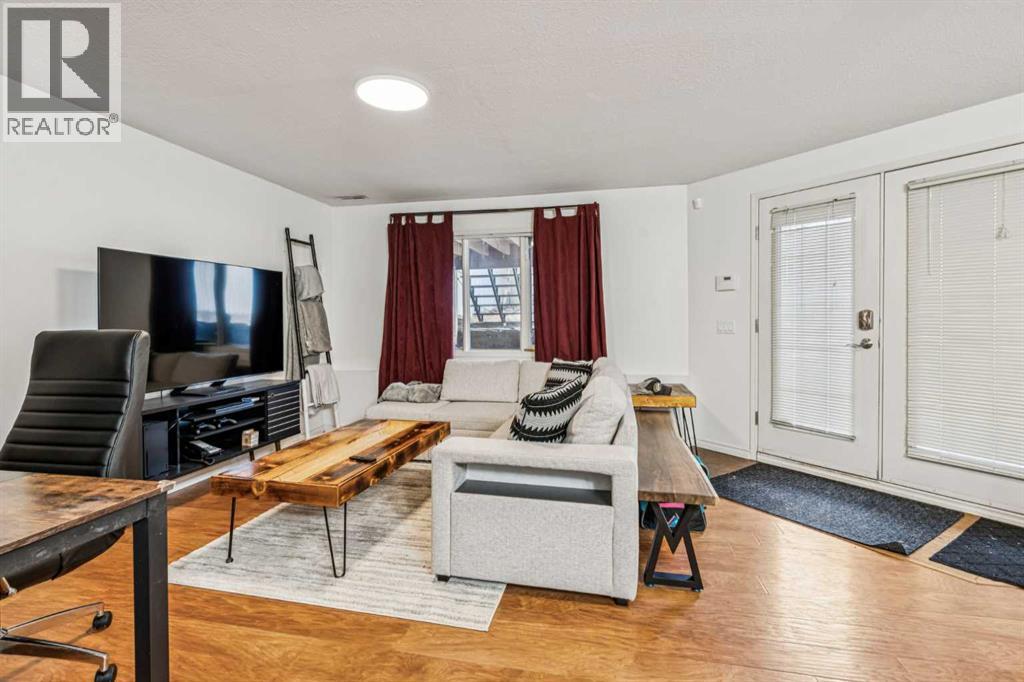2211 Bowness Road NW - 28