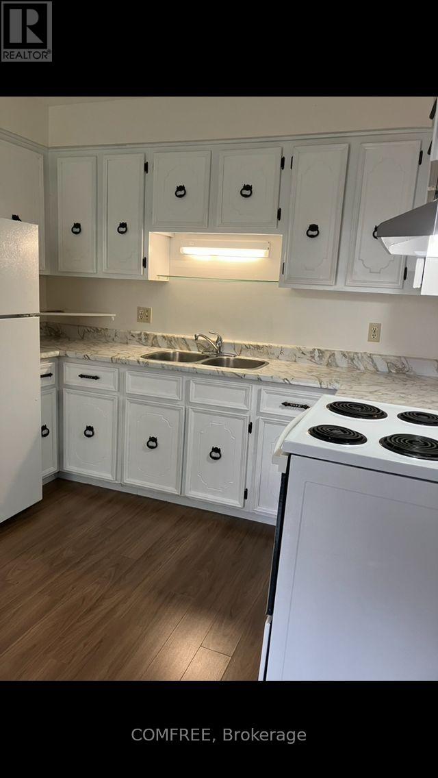 560 SHORT STREET - 11