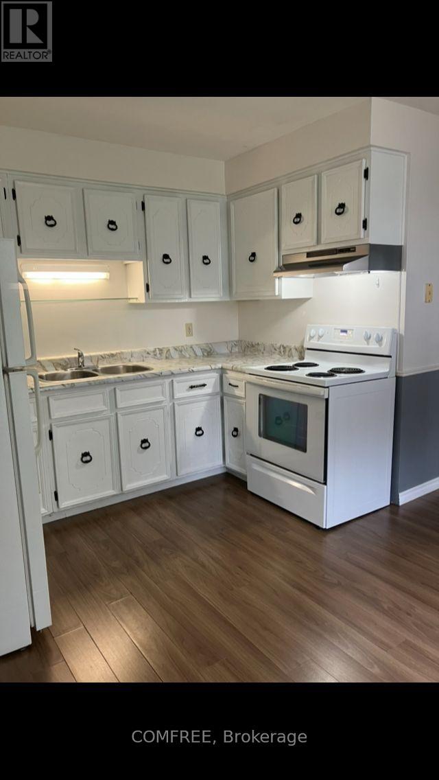 560 SHORT STREET - 12