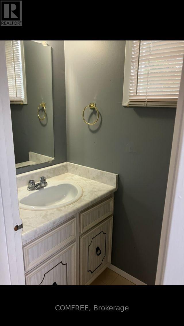 560 SHORT STREET - 13